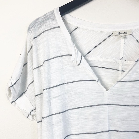 Madewell Tops - Madewell V Neck Short Sleeve Striped Shirt Size S